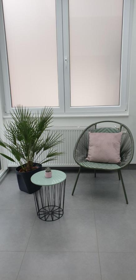 Apartment Villa Ksenija Oostende Exteriör bild