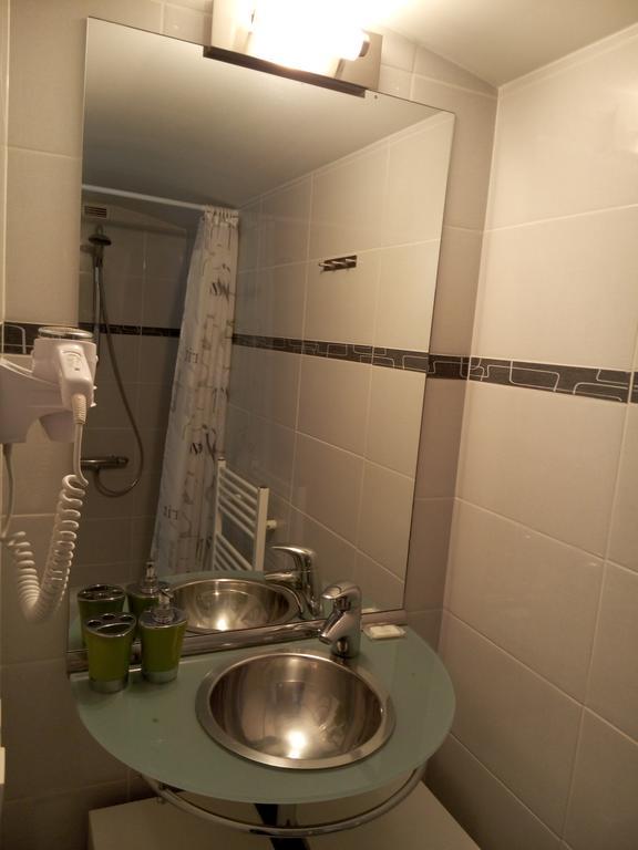 Apartment Villa Ksenija Oostende Exteriör bild
